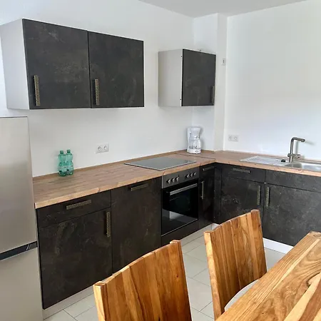 Grosse Wanderunterkunft Am Hexentanzplatz U * Thale